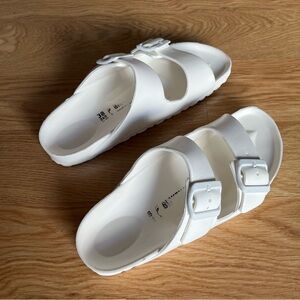 Women's Birkenstock White Rubber Arizona Sandals 7.5/ 38